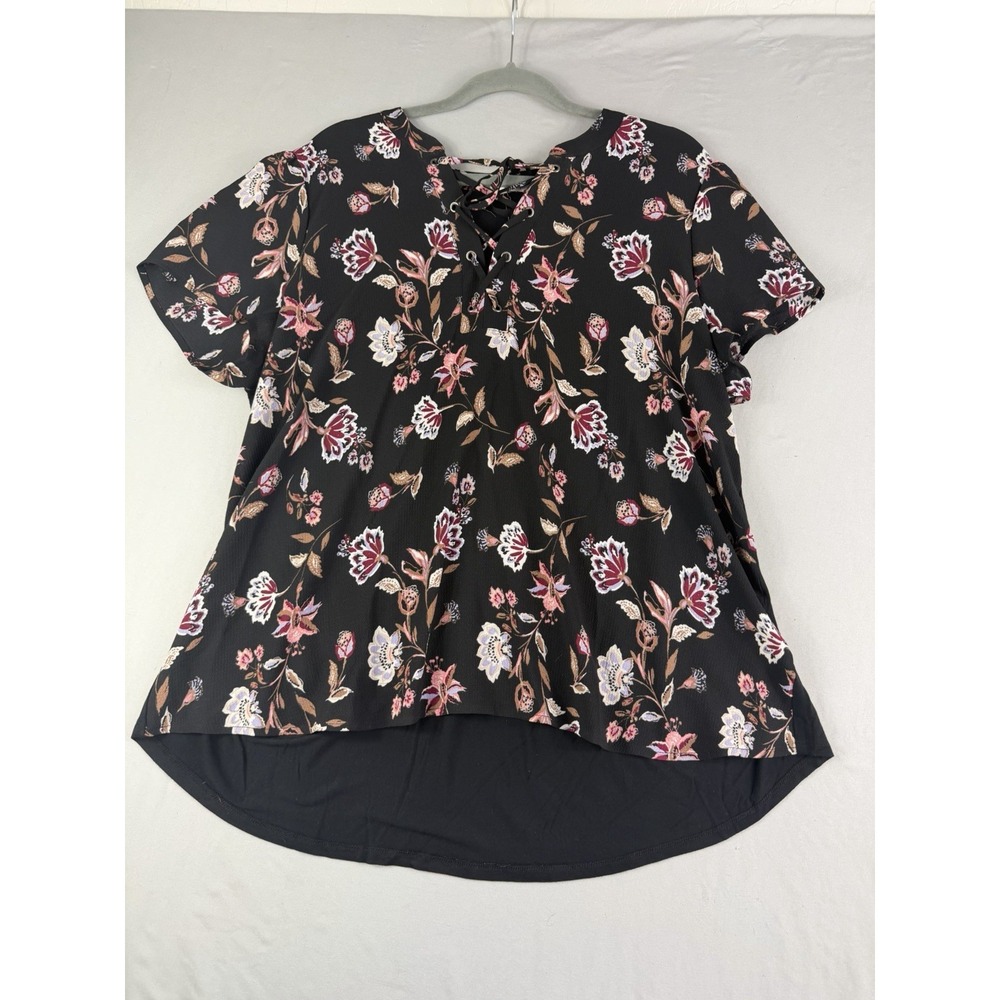 Maurices black floral lace up v-neck ss blouse, women's xl, NWT